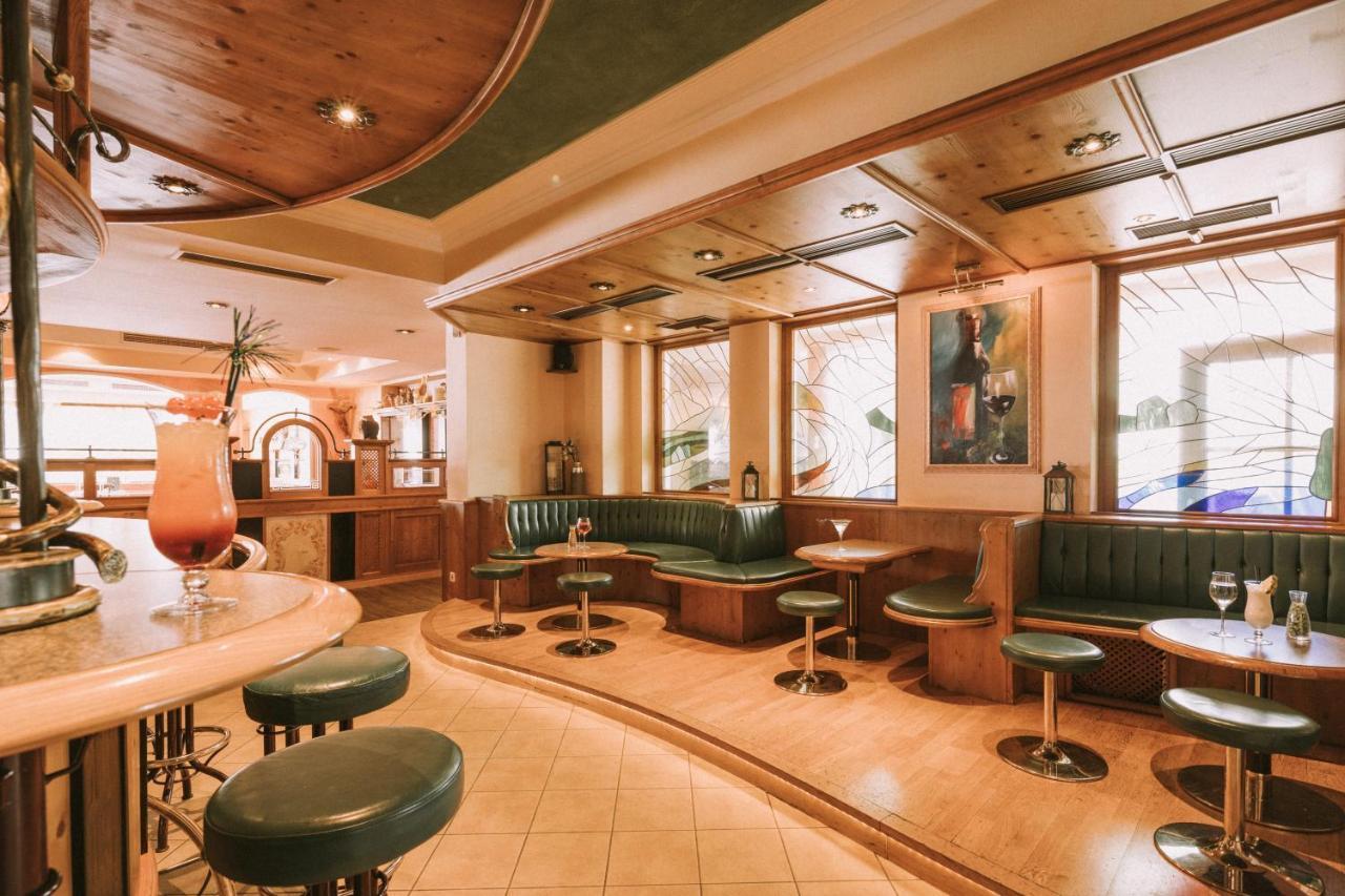 Hotel Montana โอเบอร์เทาเอิร์น ภายนอก รูปภาพ